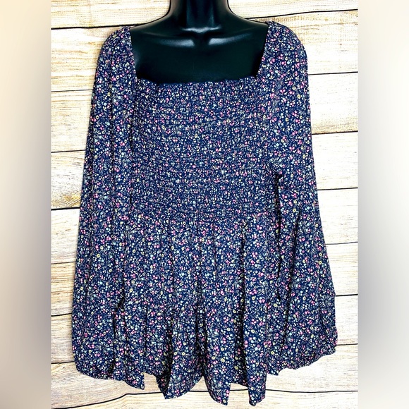 Chic Soul Tops - Chic Soul Skies are Blue Navy Top size 2x floral smocked
